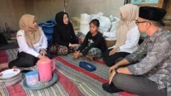 Sambangi Keluarga Korban di Kradenan Blora, Gus Fahim Tawari Putri Almarhumah Mondok Gratis di Khozinatul Ulum